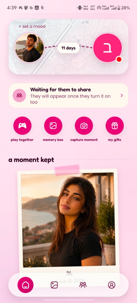 GiftFeels home with a saved Polaroid moment